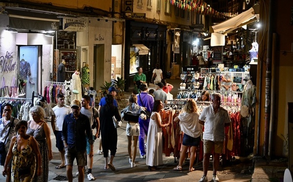 Nocturnes d'Ajaccio : les animations estivales reprennent, l'inquiétude des commerçants grandit