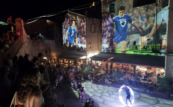 Le foot corse dans la lumière de Festi Lumi, encore ce soir et demain à Bonifacio