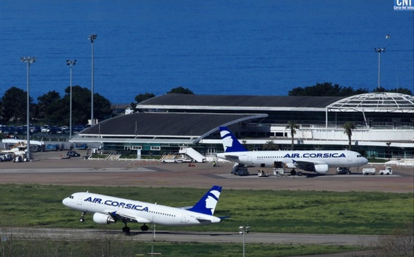 Tourisme : le trafic en légère hausse en juillet dans les ports et aéroports corses