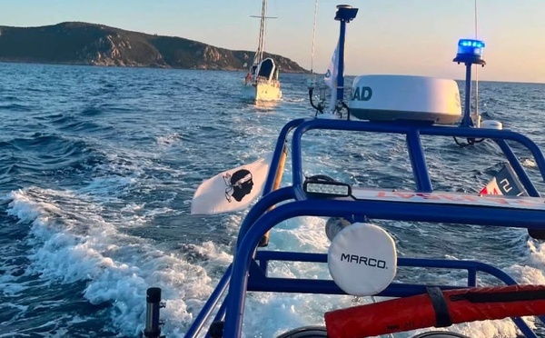 Ajaccio : quatre personnes secourues par la SNSM après une avarie au large de Capo di Muro