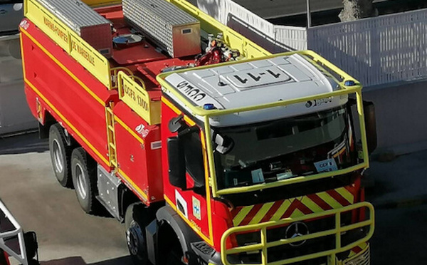 Calenzana : un feu de véhicule se propage au maquis, la RD 81 coupée