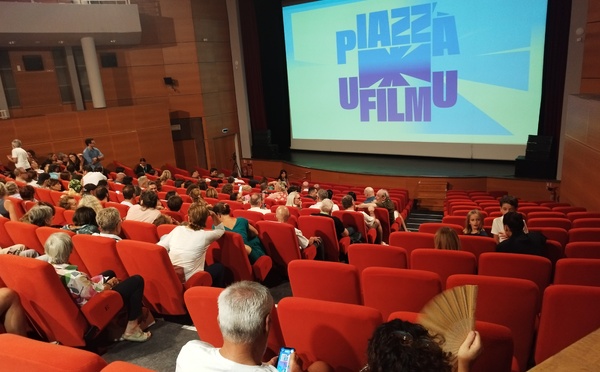 Piazz’à u filmu à Portivechju : une première soirée entre héritage et nouveau départ