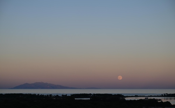 A màghjina - Quandu Elba è u fortinu anu appuntamentu cù a luna