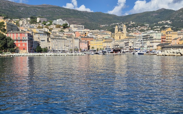 A màghjina - Bastia à fior d’acqua