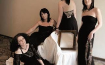 Le groupe Isulatine et Sandrine Luiggi le 18 août à Calvi