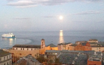 A Luna splende sopra Bastia…