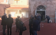 Primaire Droite-Centre: Juppé en tête devant Sarkozy à Calvi