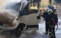 Ajaccio : Un véhicule utilitaire détruit par un incendie