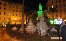 Place Foch à Ajaccio : La fontaine ressuscitée…