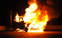 Ajaccio : Une voiture détruite par un incendie