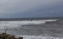  Forte tempête hivernale sur la Corse. Vents violents et vagues de 5 mètres sur la façade occidentale