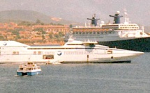 L'ancien NGV Asco coule dans un port en Espagne