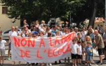 Petranera : Les parents d'élèves protestent contre la suppression d'une classe maternelle