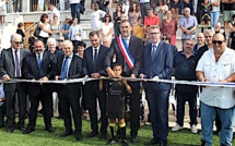 Le stade de Lumiu inauguré : "Tamanta strada !"