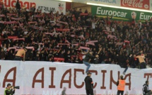 L'ambiance du derby : L’ACA gagne le match des tribunes