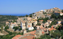 Véhicule incendié : La municipalité de Lumiu condamne