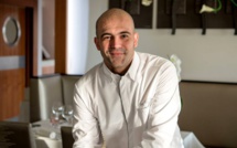 Loris Cornacchia, chef cuisinier de l'hôtel-restaurant"Chez Charles" à Lumio distingué