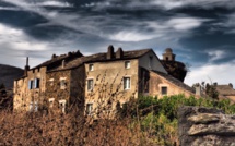 La photo du jour :  Sous les nuages noirs, l'âme de Balba