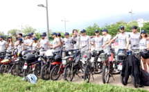 Bastia : Les mobeurs marseillais de la Moby'Cup nettoient la plage de A Rinella