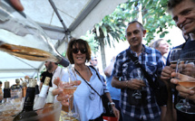Les vins de l’AOC Ajaccio s’exposent place Foch : Hymne à la vigne