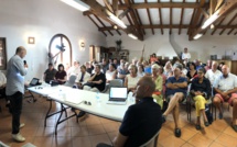 Salle comble pour la conférence de la Ligue contre le cancer à Lumiu