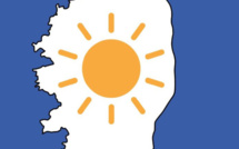 Jean François MARCHI dédicace son dernier ouvrage à BARNES Corse