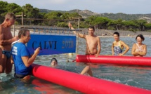 Première course de nage en eau libre dans la baie de Calvi