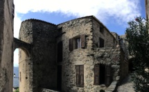 La photo du jour : Les vieilles pierres de Lama