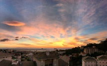 La photo du jour : Bastia au lever du jour