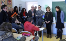 Collège Giovoni d'Ajaccio : la Rectrice visite les dispositifs ULIS