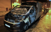 Deux véhicules de portage de repas de la ville d'Ajaccio incendiés