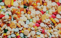 93 médicaments dont 82 commercialisés en France à éviter selon la revue « Prescrire »