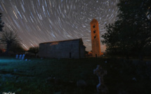 La photo du jour : image circumpolaire de l'église de Carbini