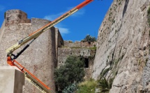 Les  remparts de la citadelle de Calvi se refont une beauté