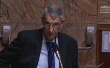 Michel Castellani interpelle le gouvernement sur la pollution plastique dans le canal de Corse