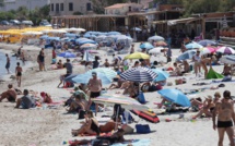 Les insolites de l'été : deux plages corses où trouver le plus de célibataires