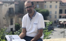 Jean-Luc Luciani dédicace son dernier ouvrage à Belgudè 