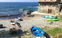 La photo du jour : le port de la marine de scalo à Pinu