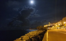 La photo du jour : A luna splende sopra Bastia
