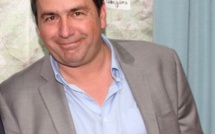 François-Xavier Acquaviva démissionne de ses fonctions de conseiller municipal et conseiller communautaire de Calvi et annonce qu'il rejoint  l'équipe de Ange Santini