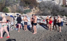 Bain du jour de l’an à Bastia : les «Irréductibles de Ficaghjola» dans la tradition