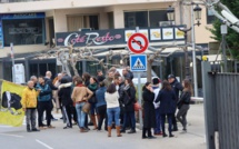 Rassemblement contre la réforme des retraites devant la sous-préfecture de Calvi