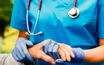 Coronavirus et solidarité :  "Faites une blouse", les soignants ont besoin de vous