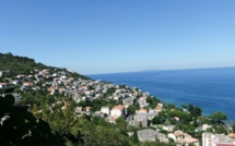 La photo du jour : Petranera, un balcon sur la Tyrrhénienne
