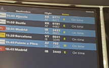 Coronavirus : à l'aéroport d'Orly, les derniers vols pour la Corse avant la fermeture