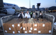 VIDEO. Covid-19 : Après les masques, 60 000 surblouses pour le personnel soignant du CH d'Ajaccio