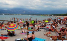 Tourisme : Entre satisfaction et scepticisme, l’Assemblée de Corse divisée sur le dispositif gouvernemental