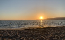La photo du jour : coucher de soleil à Agosta-plage