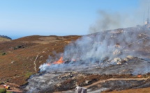 Reprise du brûlage dirigé au col de Salvi : un pompier légèrement incommodé