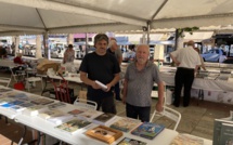 Les éditeurs corses réinvestissent la place Foch